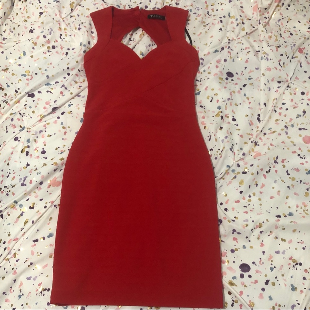 GUESS Sexy Red Dress - Picture 2 of 12
